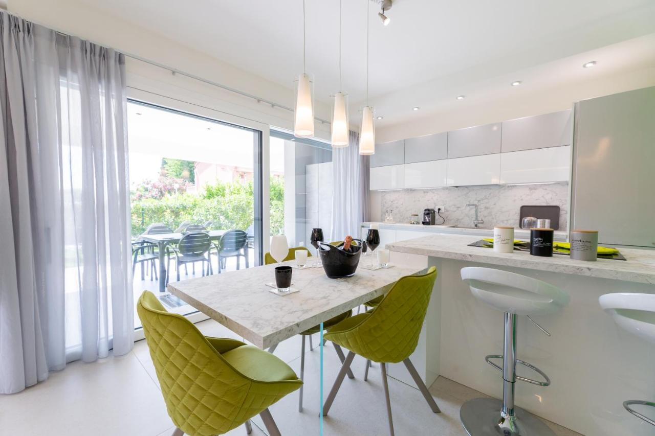 Magic Luxury Apartments Bardolino Exterior photo