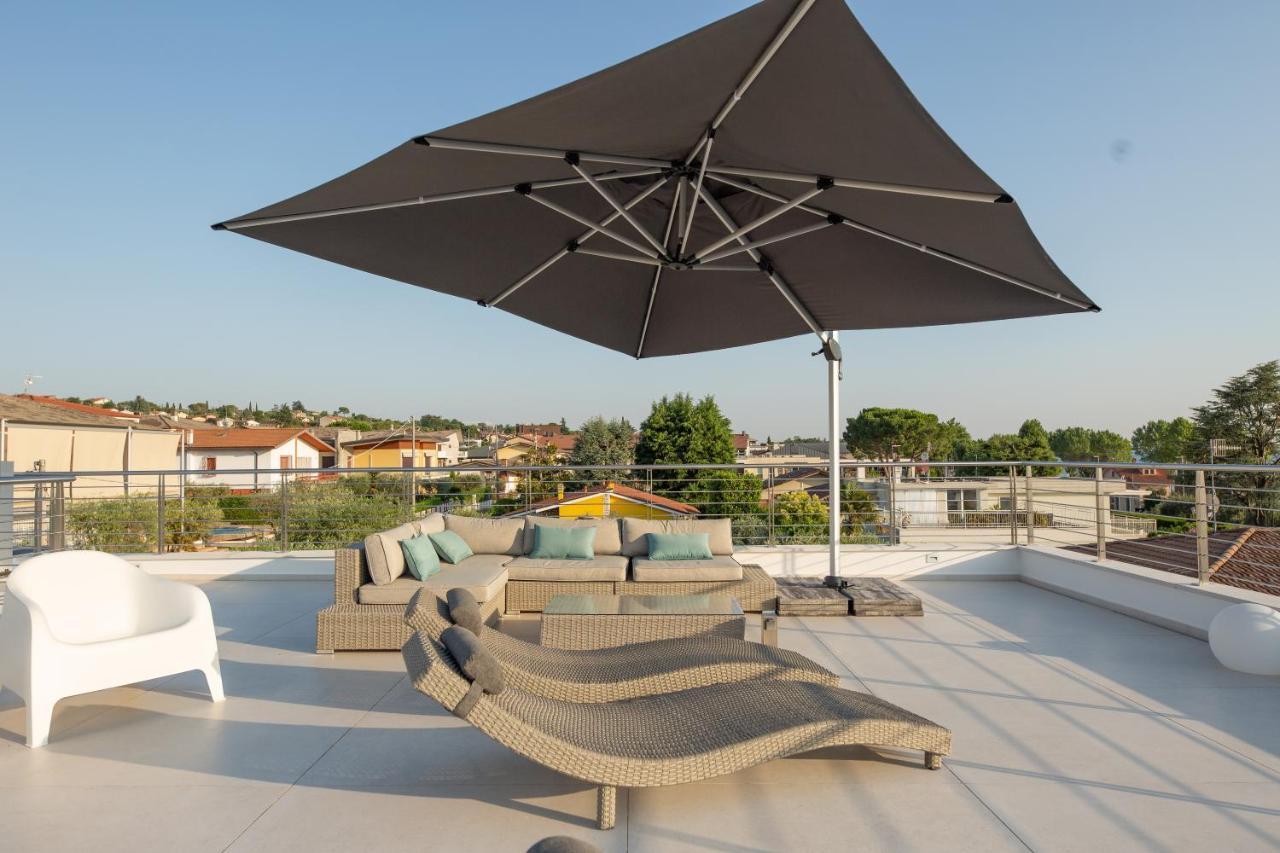 Magic Luxury Apartments Bardolino Exterior photo