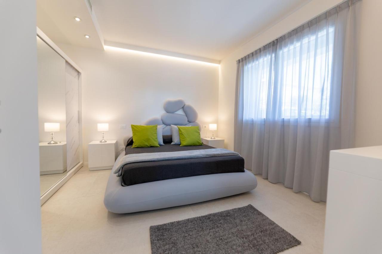 Magic Luxury Apartments Bardolino Exterior photo