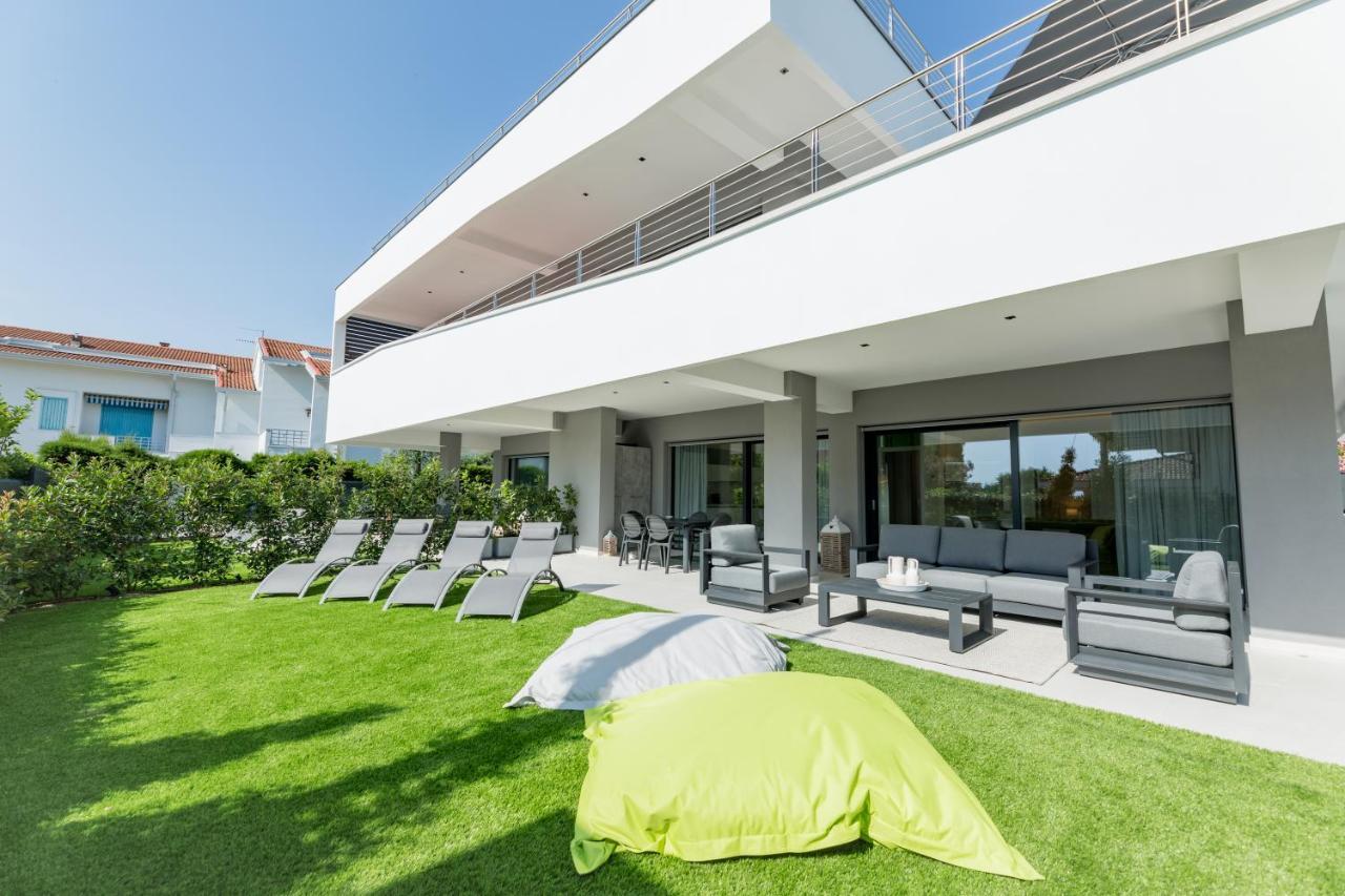 Magic Luxury Apartments Bardolino Exterior photo