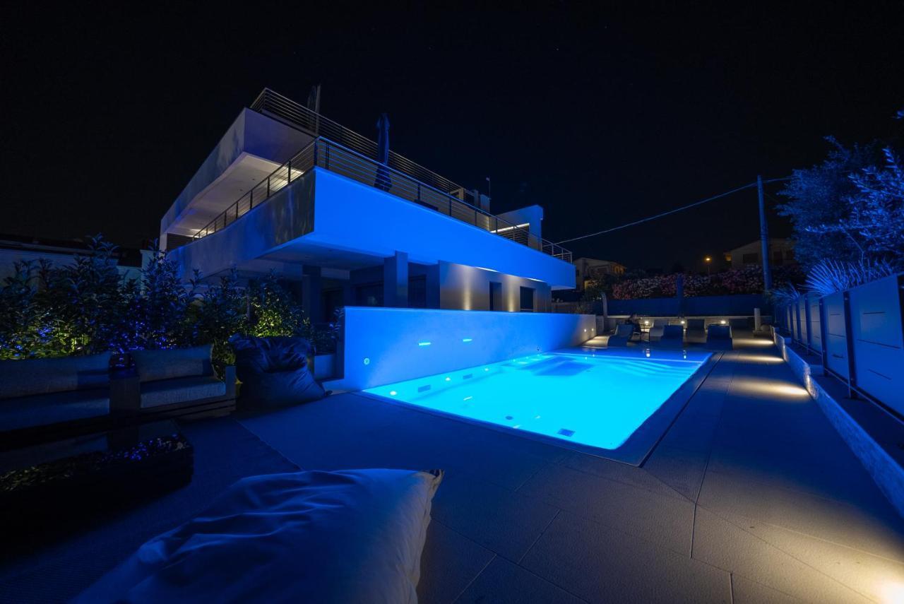 Magic Luxury Apartments Bardolino Exterior photo