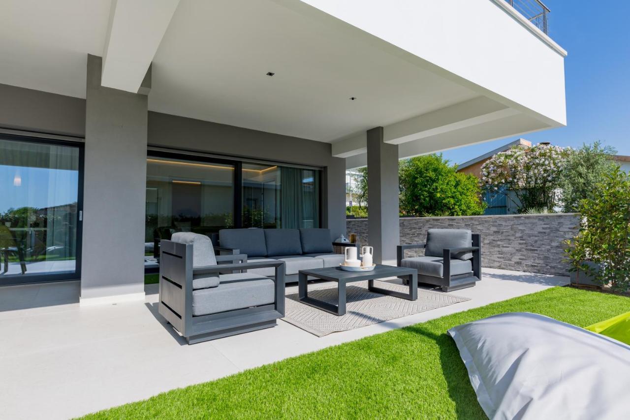 Magic Luxury Apartments Bardolino Exterior photo